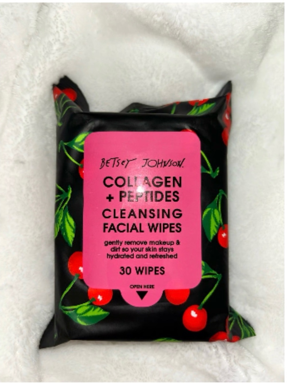 Betsey Johnson Black & Pink Cherry Collagen + Peptides Cleansing Facial Wipes